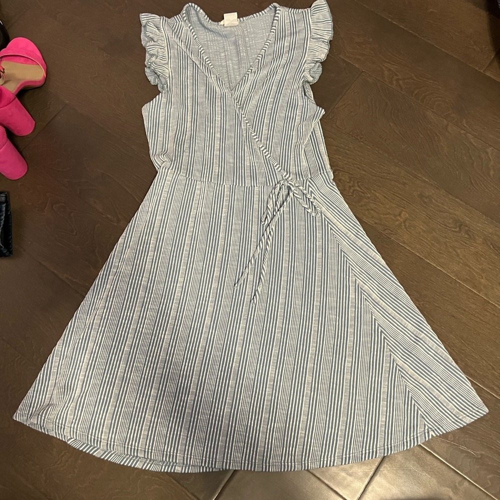 Blue and white dress size: S